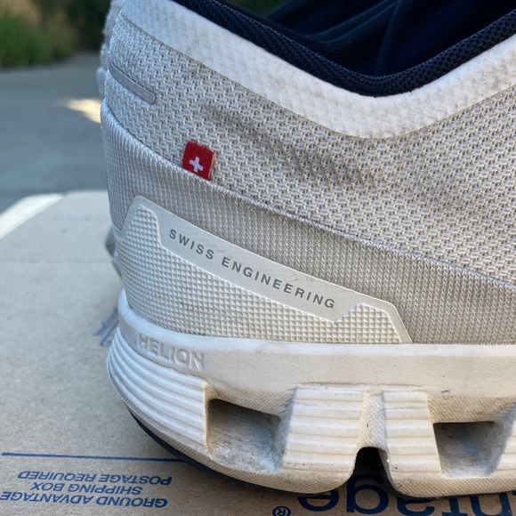 Men’s On Clouds Running Black and White Athletic Shoes size 14 - Picture 6 of 12